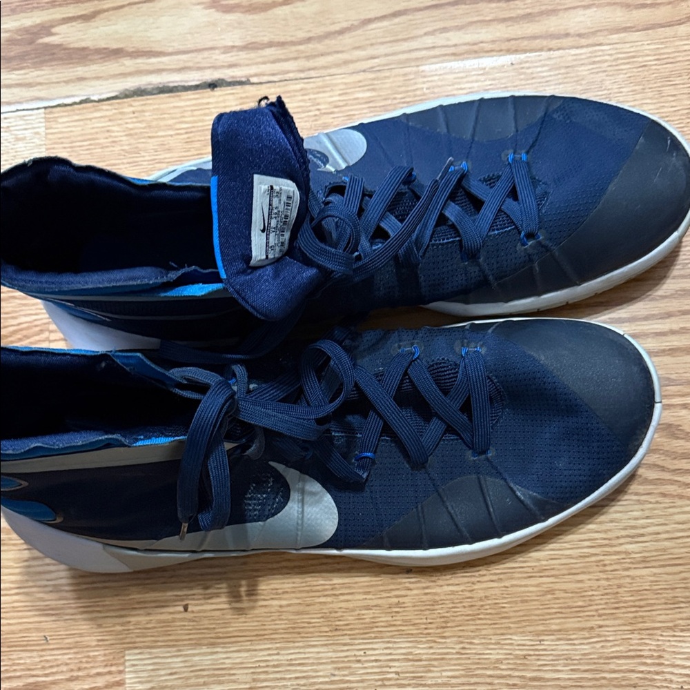 Nike Hyperdunk Men's Navy and Silver Athletic Shoes